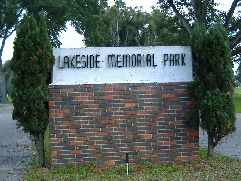 Lakeside Memorial Park
